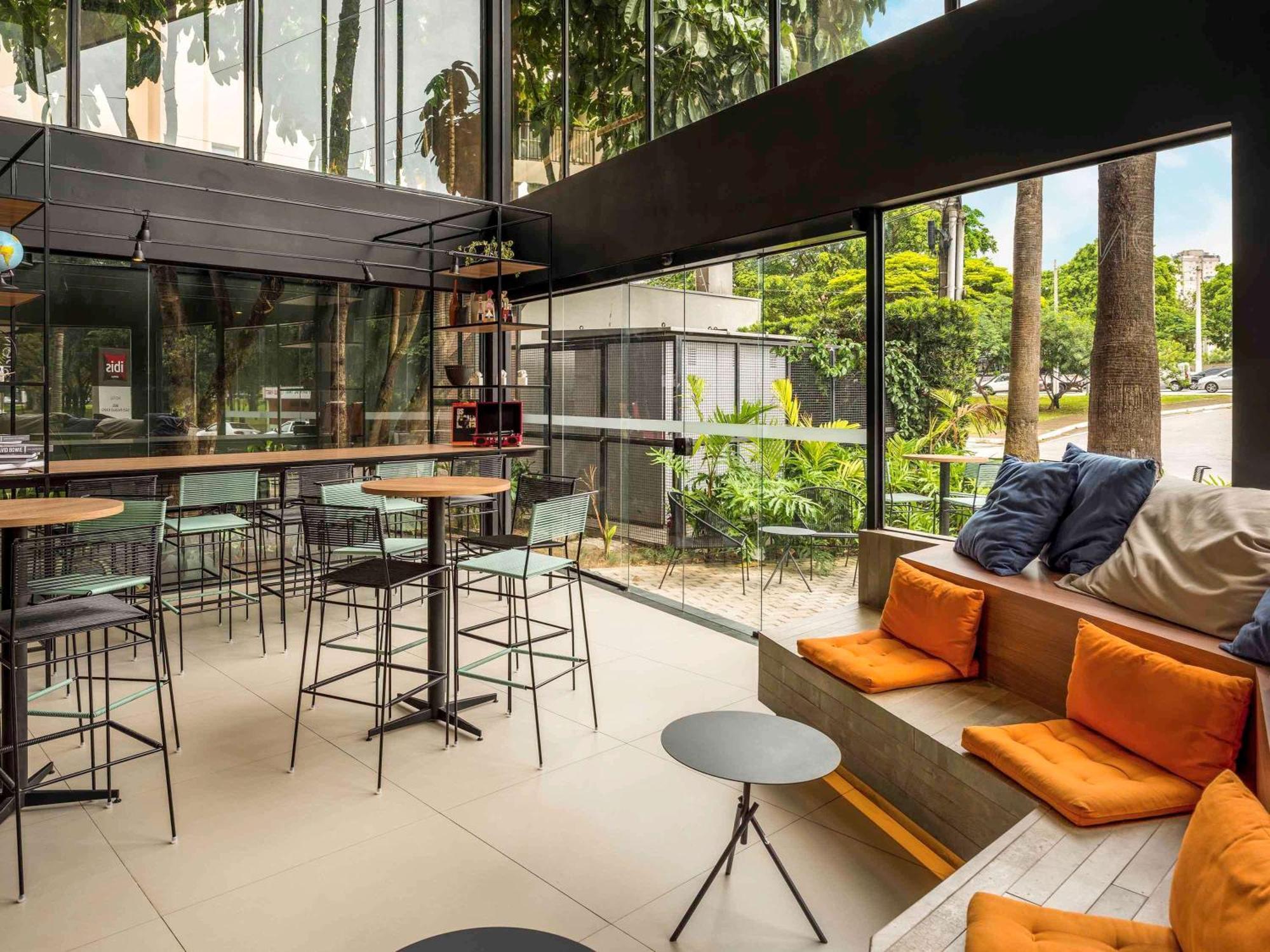 Готель Ibis Sao Paulo Barra Funda Екстер'єр фото